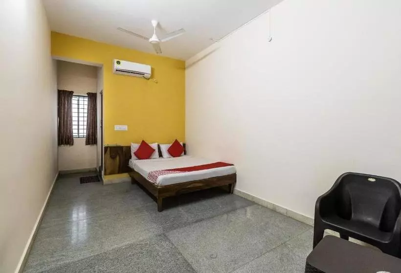 Hotelli O Supriya Lodge