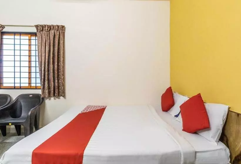 Hotelli O Supriya Lodge