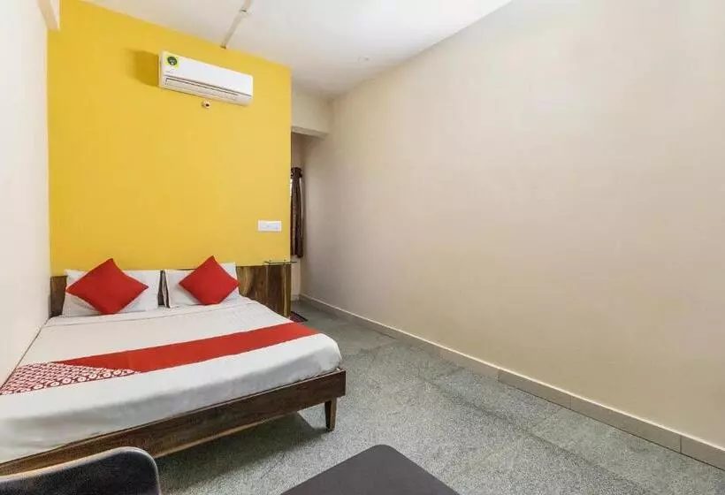 Hotelli O Supriya Lodge