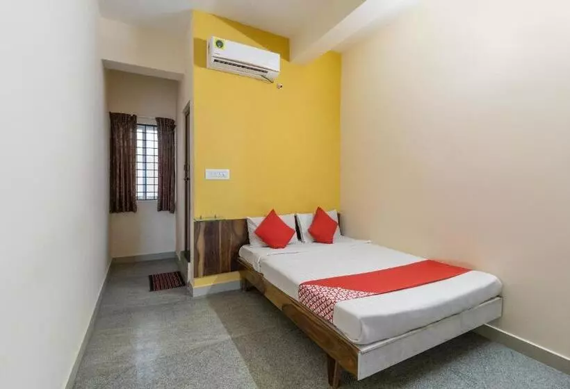 Hotelli O Supriya Lodge