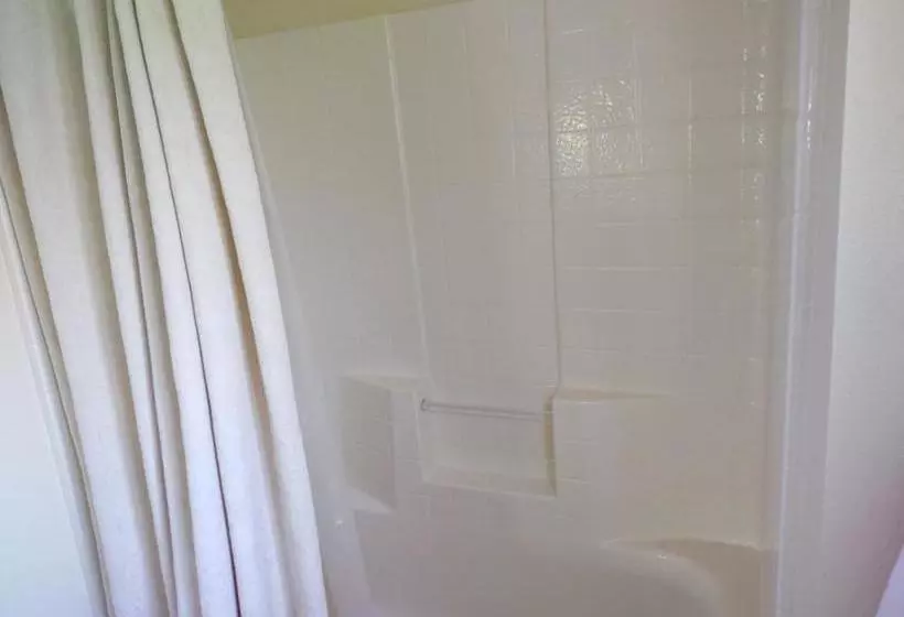 پانسیون Quiet Artist Suite