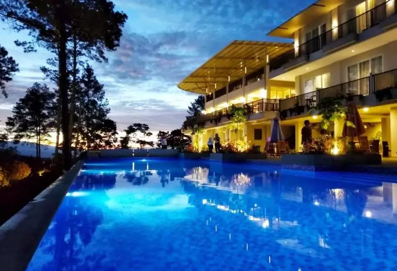 The Balcone Suites & Resort