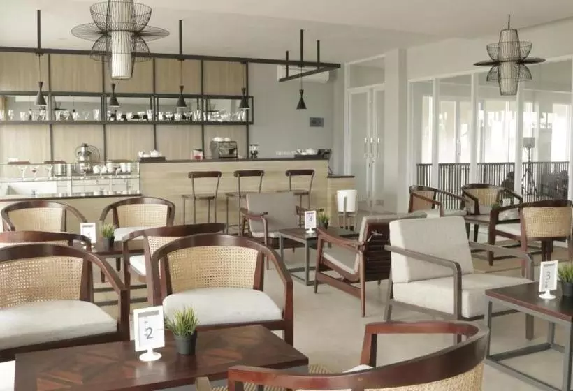 The Balcone Suites & Resort