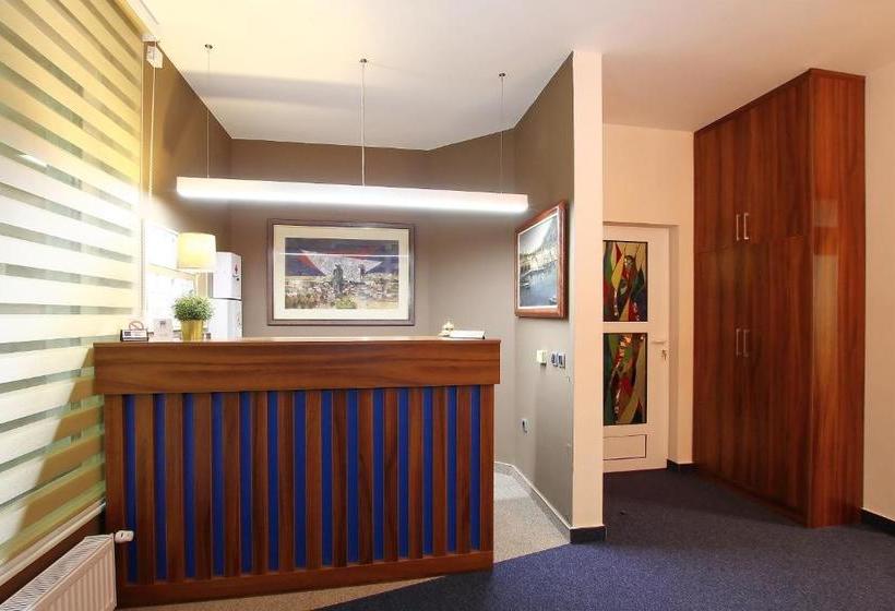 تختخواب و صبحانه Villa Galeb