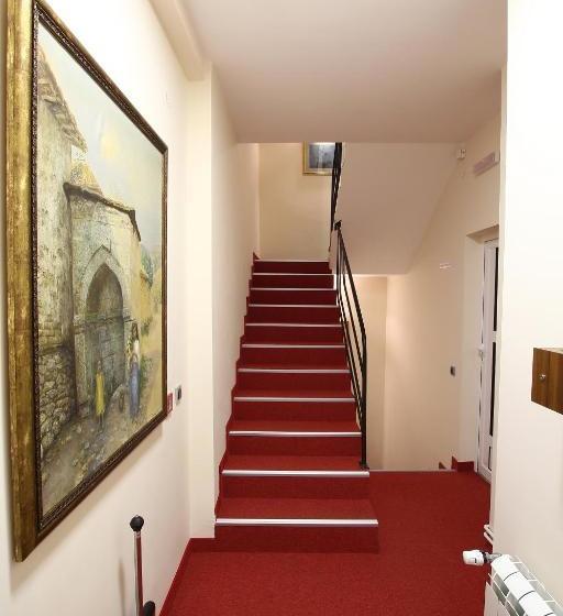 تختخواب و صبحانه Villa Galeb