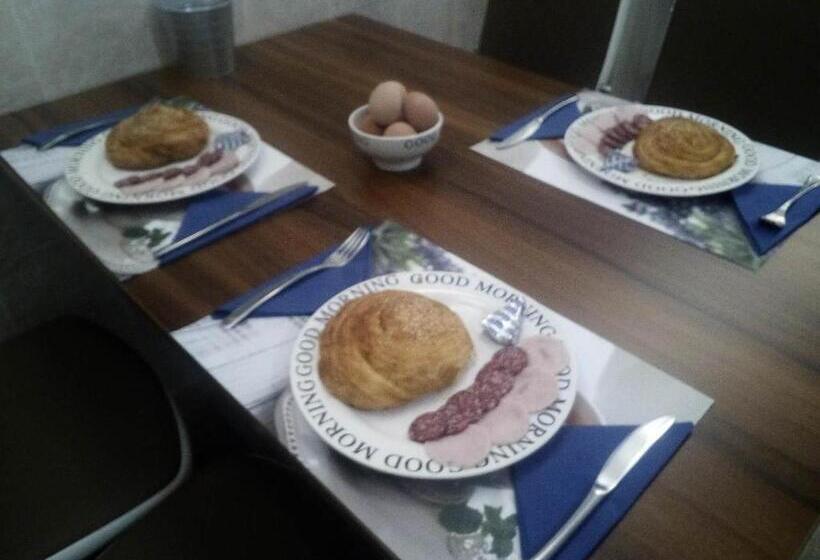 تختخواب و صبحانه Villa Galeb