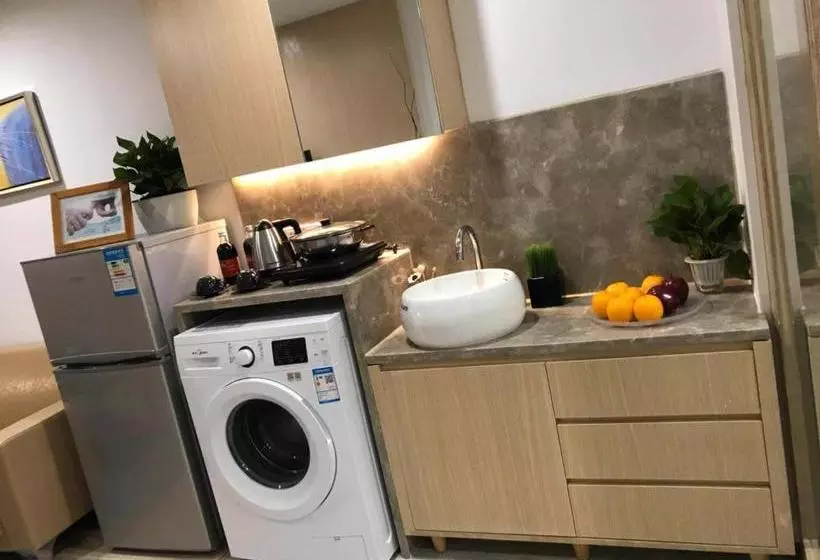 Man Fei International Apartment