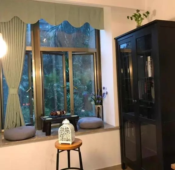 Man Fei International Apartment