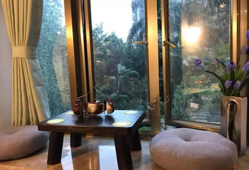 Man Fei International Apartment