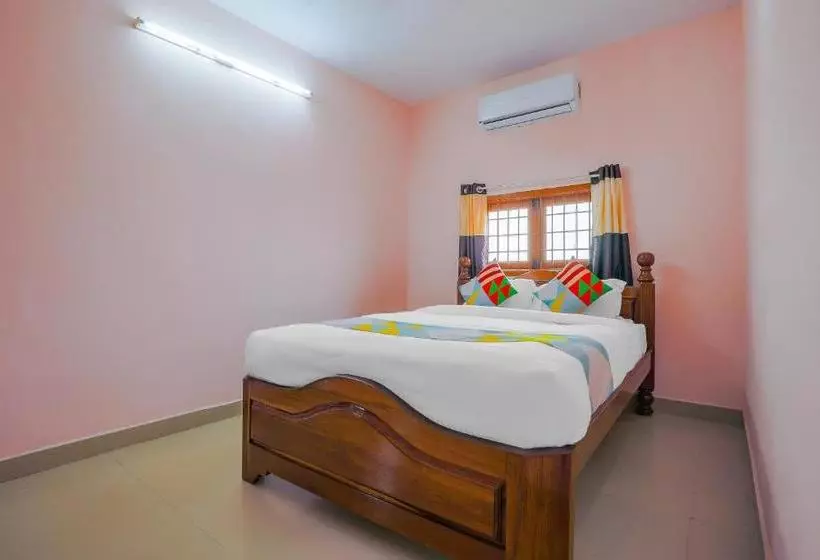 پانسیون Compact Studio Near Mudhaliarpet