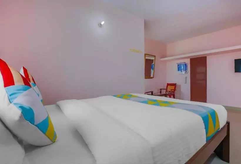 پانسیون Compact Studio Near Mudhaliarpet