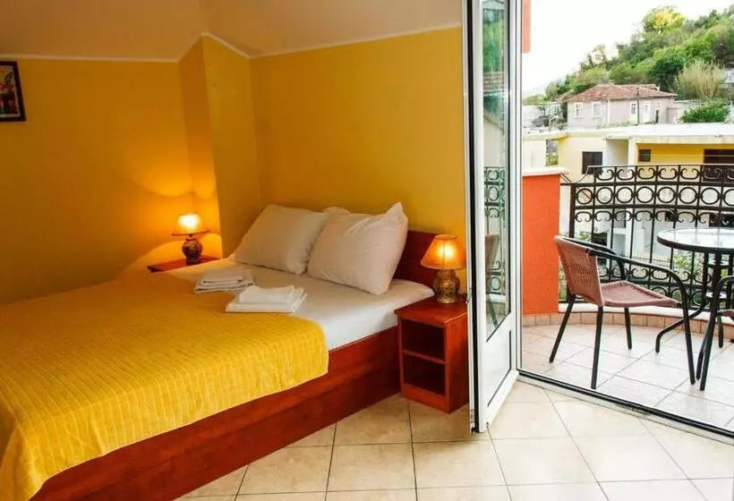 پانسیون Guest House Villa živanović