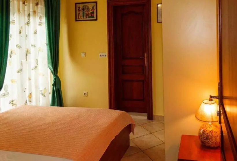 پانسیون Guest House Villa živanović