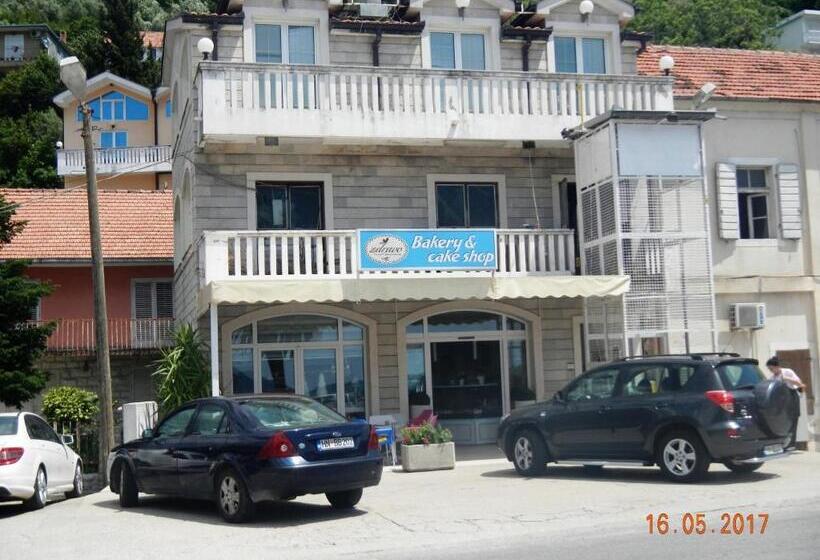 پانسیون Guest House Villa živanović