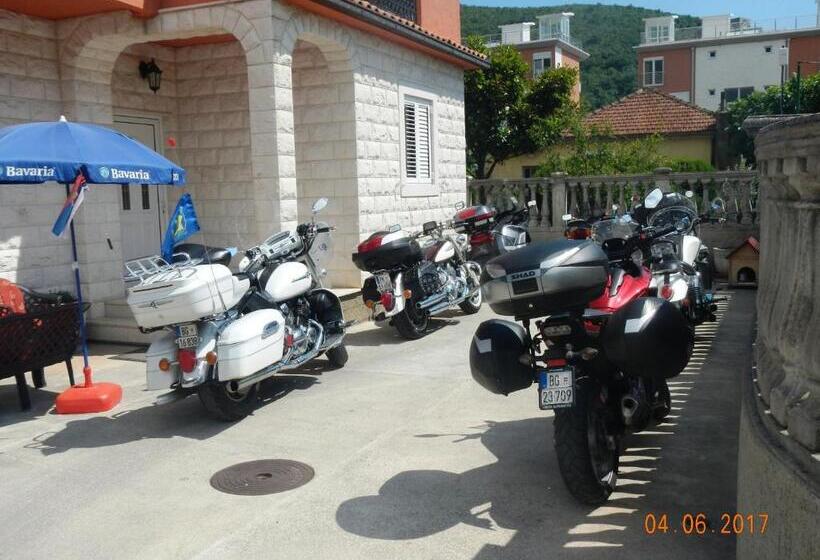 پانسیون Guest House Villa živanović