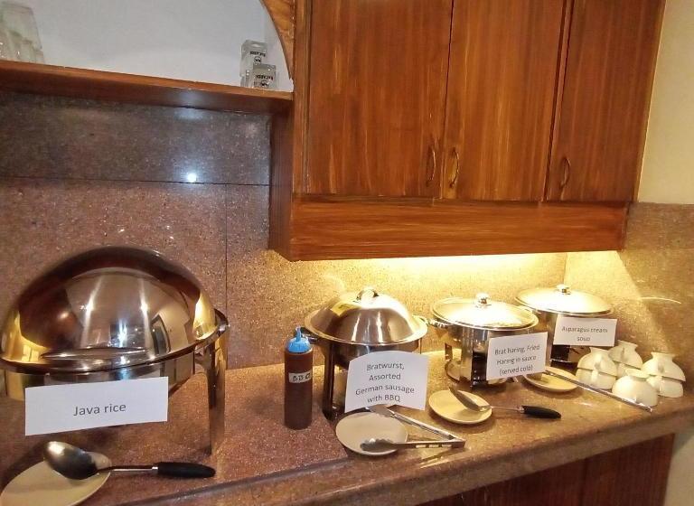 پانسیون Jaeger Gasthof B&b Near Airport 1