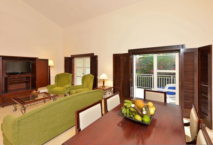 هتل Iberostar Coral Ensenachos - Adults Only