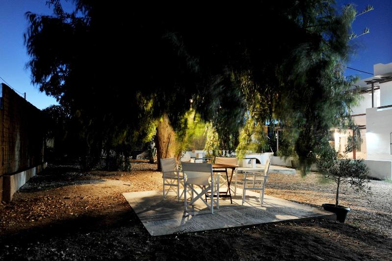 בית מלון כפרי Tsakanos Apartments