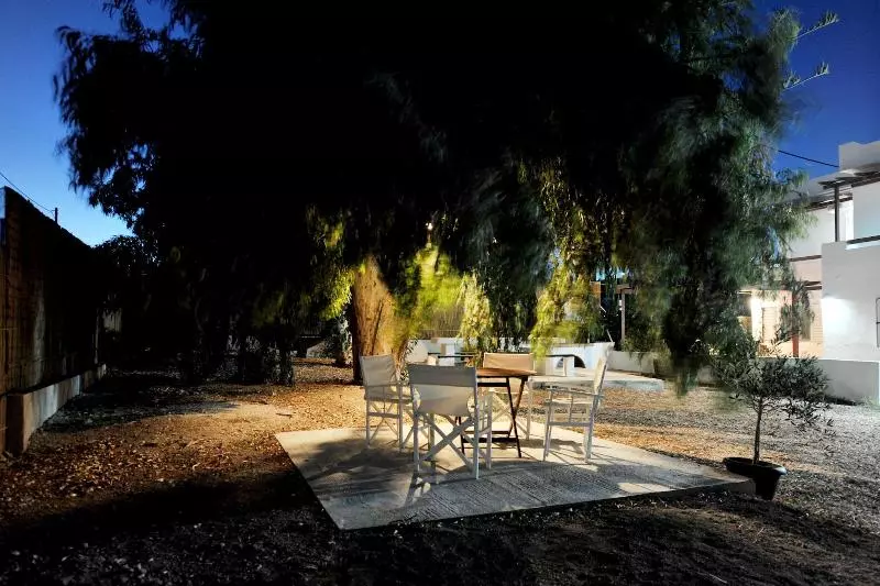 ホテル Tsakanos Apartments