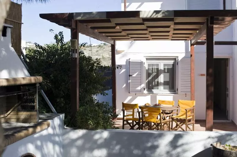 ホテル Tsakanos Apartments