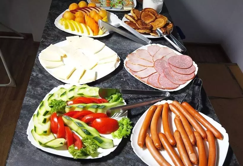 تختخواب و صبحانه Gina Shekvetili