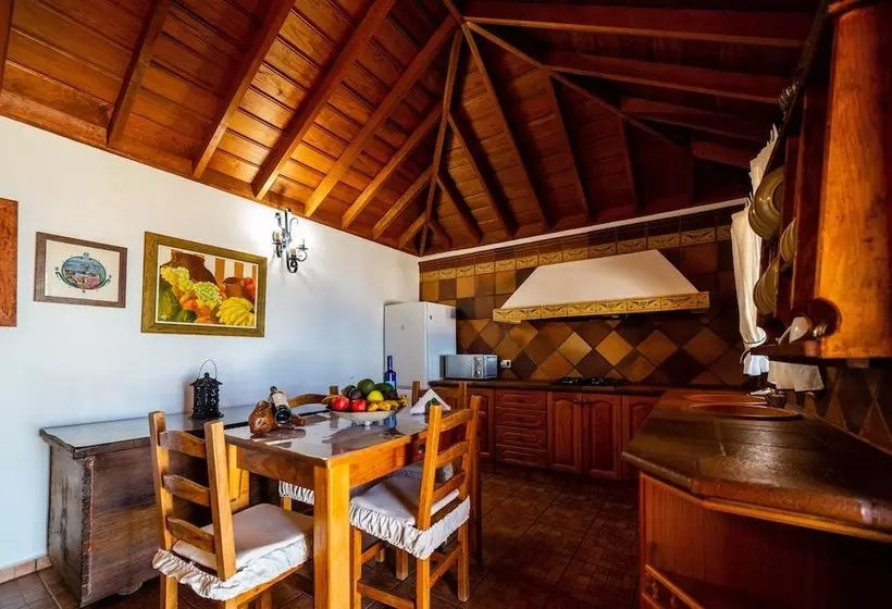 Casa Rural La Capellana By Isla Bonita