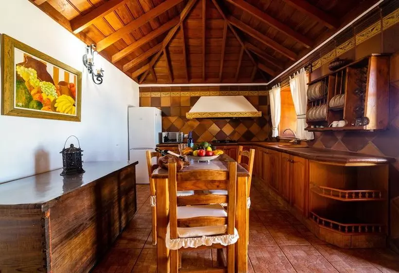 Casa Rural La Capellana By Isla Bonita