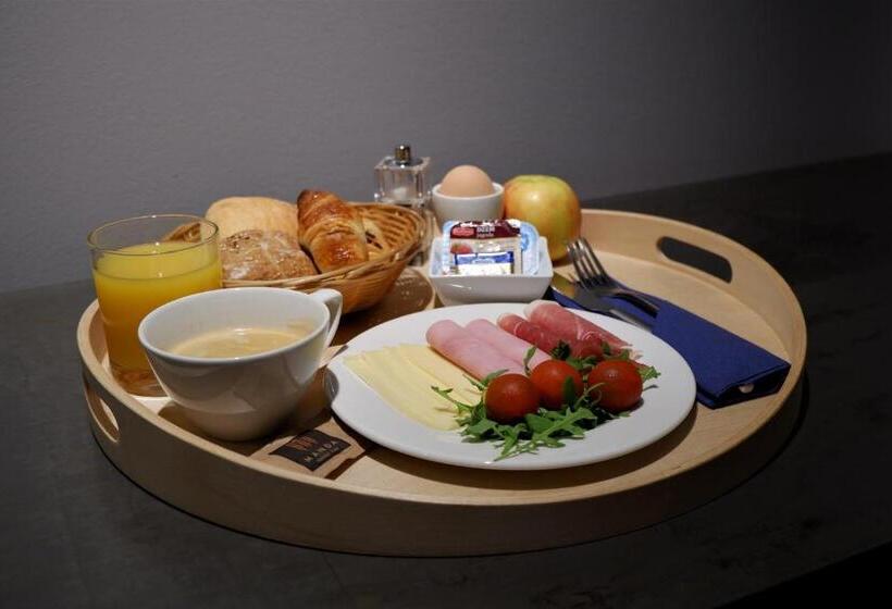 هتل Manda Heritage