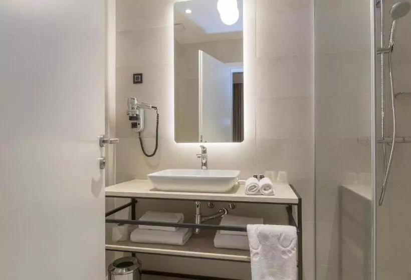 هتل Manda Heritage