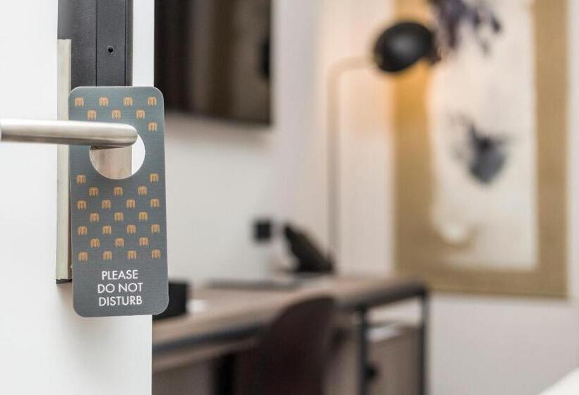 هتل Manda Heritage