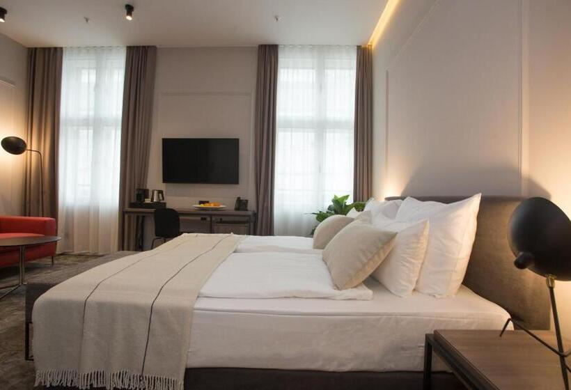 هتل Manda Heritage