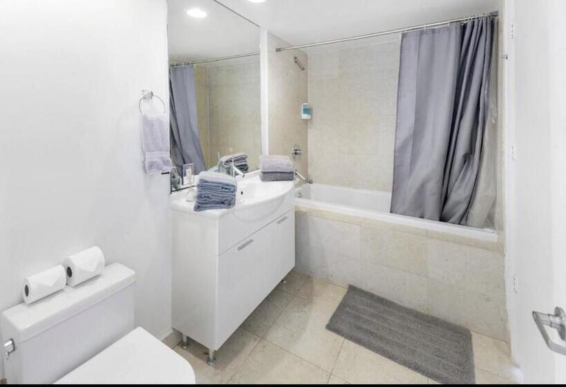 Icon Brickell Residences