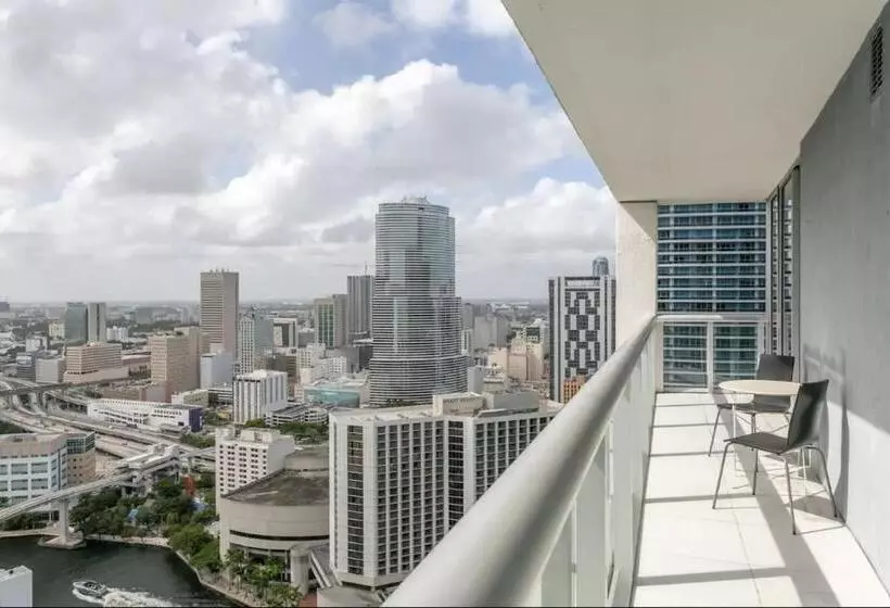 Icon Brickell Residences