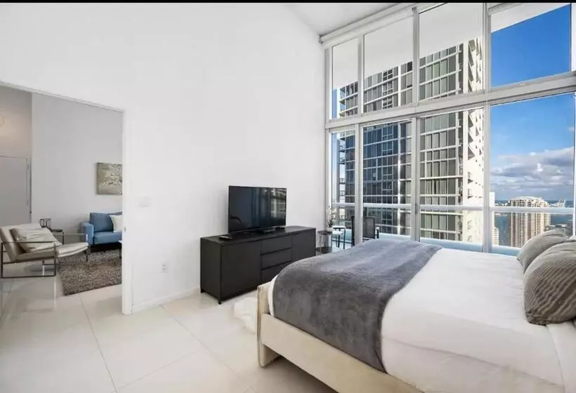 Icon Brickell Residences