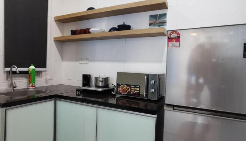 پانسیون Icon Stay The Wave Melaka