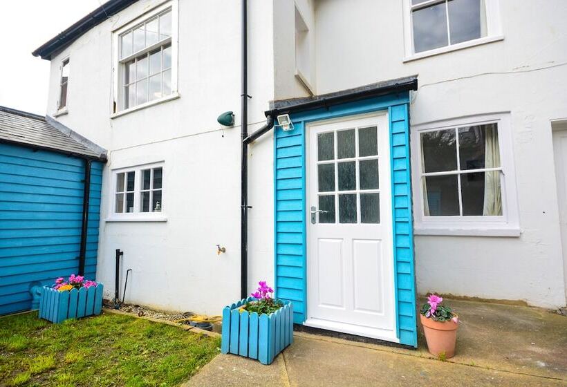 إقامة City Center Quiet Hidden Gem