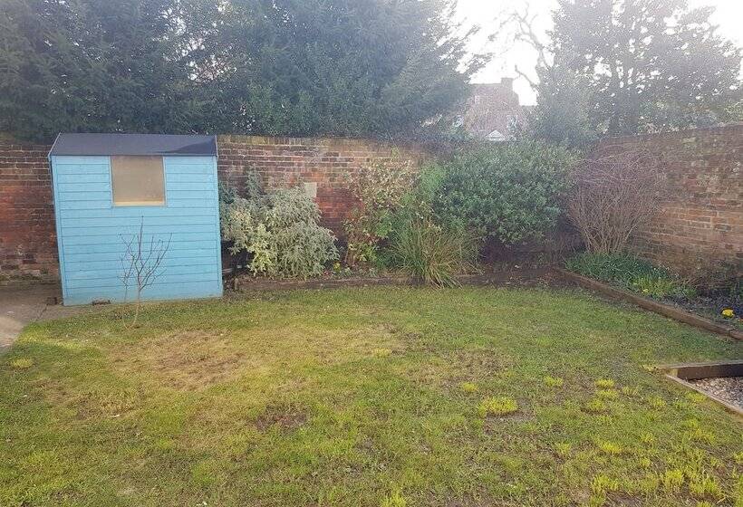 إقامة City Center Quiet Hidden Gem