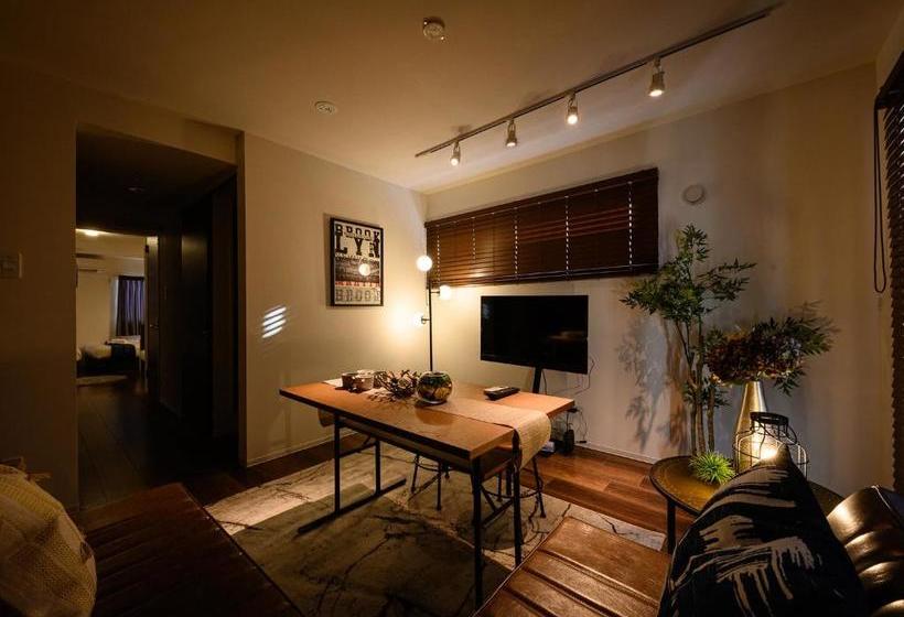 ユースホステル Casa De La Familia