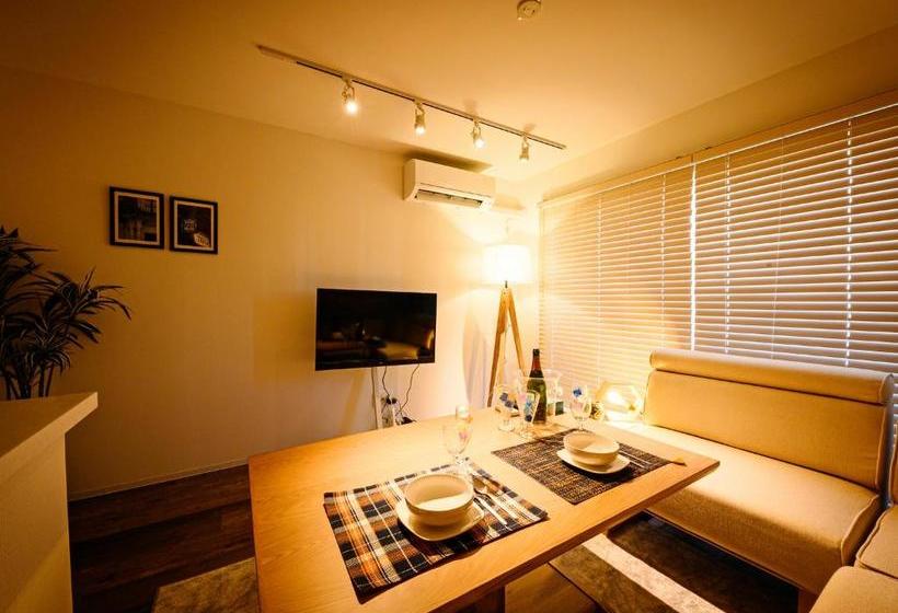 ユースホステル Casa De La Familia