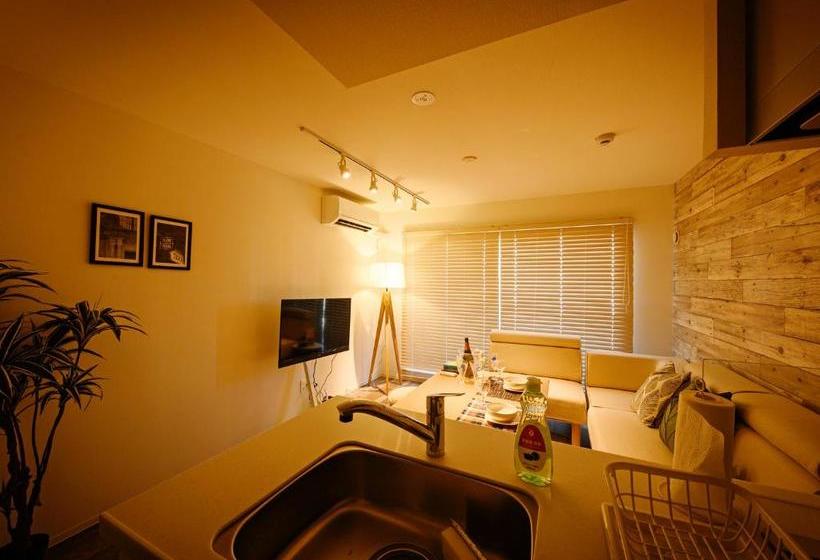 ユースホステル Casa De La Familia