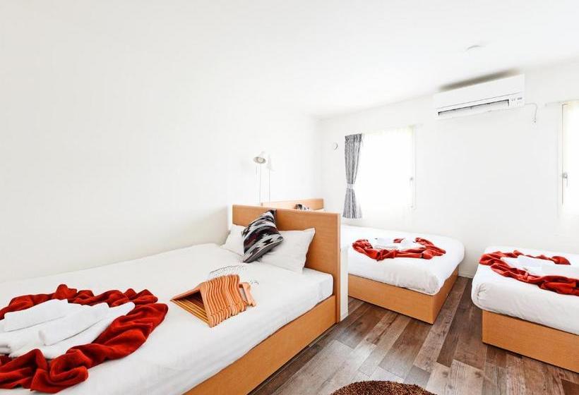 ユースホステル Casa De La Familia