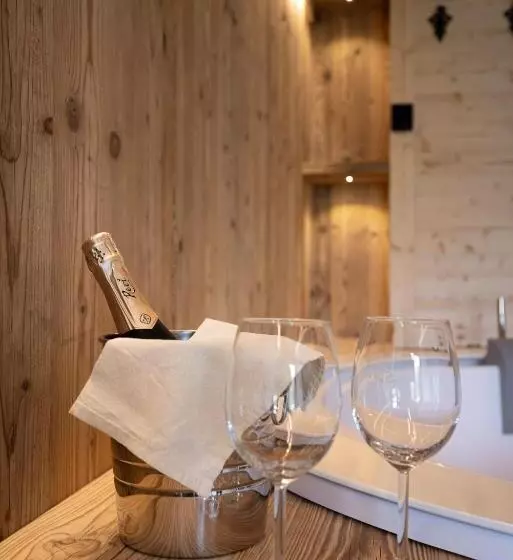 ユースホステル Giallo Dolomiti Wellness