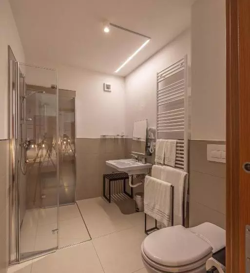 ユースホステル Giallo Dolomiti Wellness