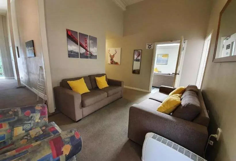 Retkeilymaja Stay In Tekapo Backpackers