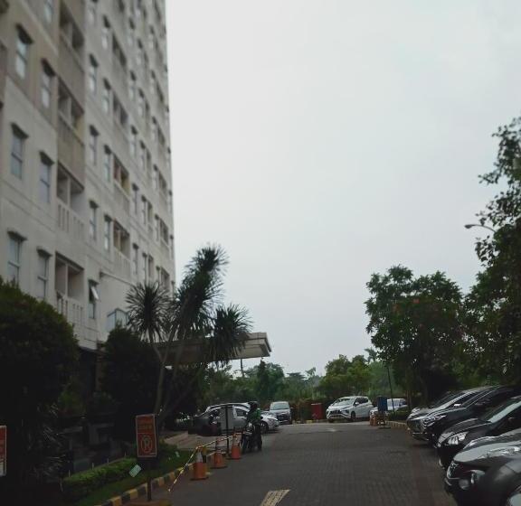 בית מלון כפרי De Green Inn Kebon Jeruk