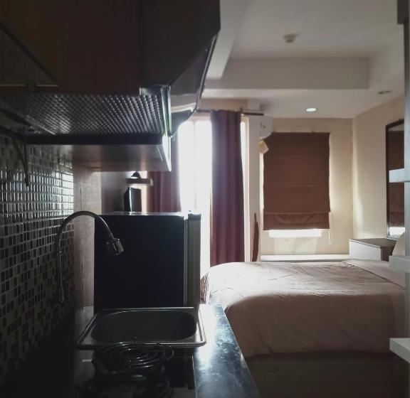 בית מלון כפרי De Green Inn Kebon Jeruk