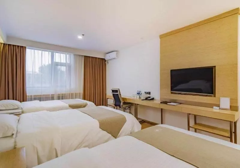 Hotelli Greentree Inn Beijing Daxing District Huangcun West Street Metro Station