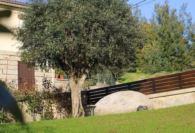 Hotelli Villa Tavares Guest Houses