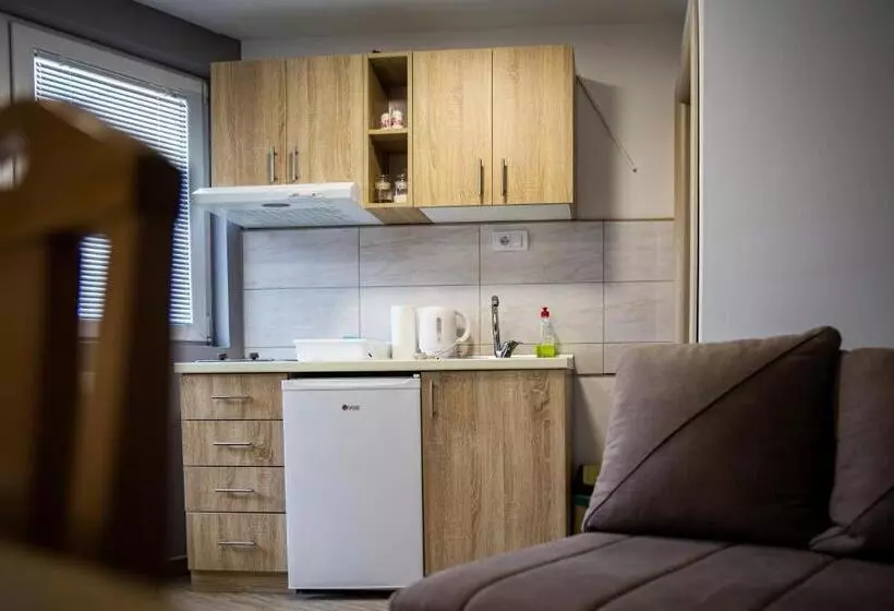 S&m Apartmani