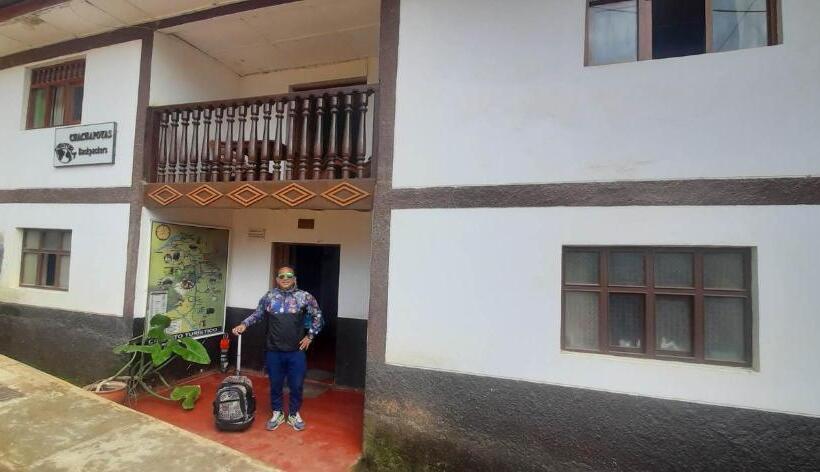 فندق صغير Aventura Chachapoyas Backpackers